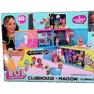 L.O.L. Surprise! Clubhouse Playset with 40+ Surprises Brand NEW!